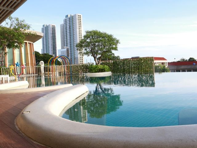 พักผ่อน ณ " Centre Point Prime"