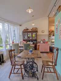Bunny Hole Cafe บ้านโพรงกระต่าย