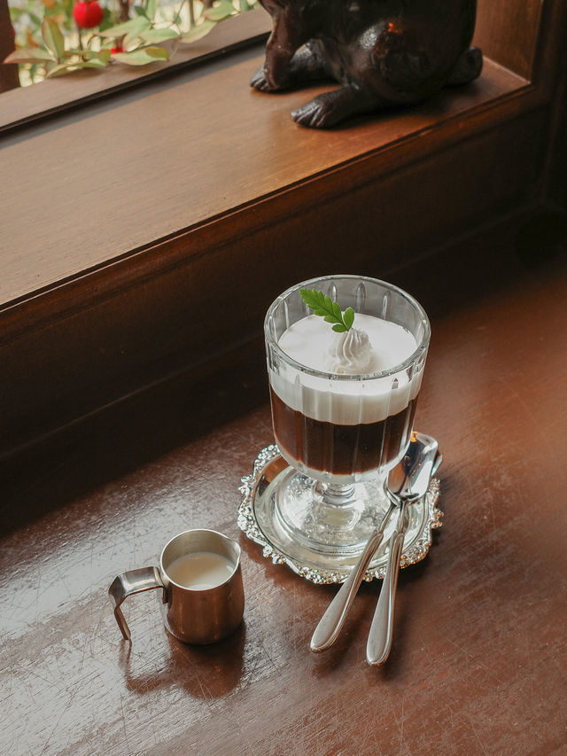 부산 딸기산도 맛집 찾는다면, 광안리 카페 우사기☕️