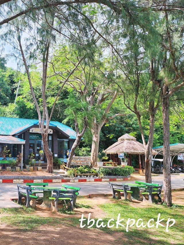 เขาแหลมหญ้า Landmark ระยอง ต้องไม่พลาดนะ 🏖