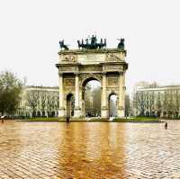 Neoclassical Arco della Pace in Milano🤍