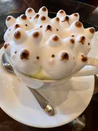 Bear Hug Cafe 