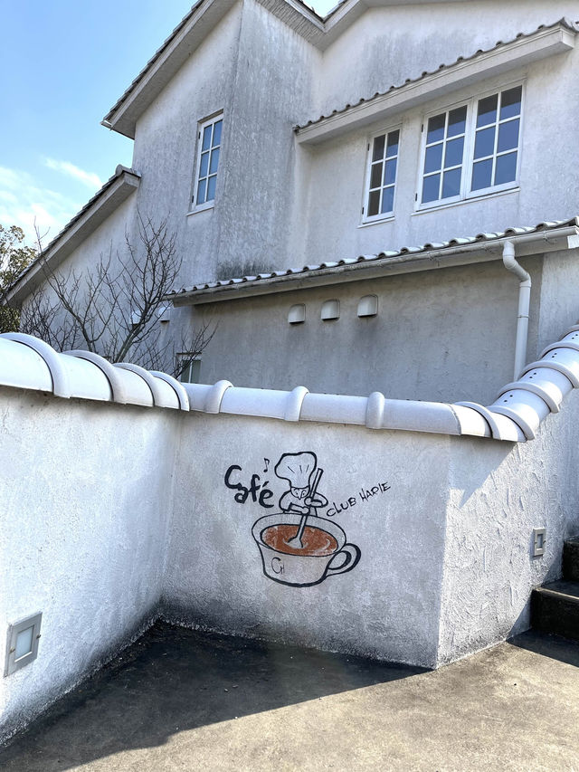 【滋賀カフェ】白亜のレストランで琵琶湖を眺めながらくつろごう☕️