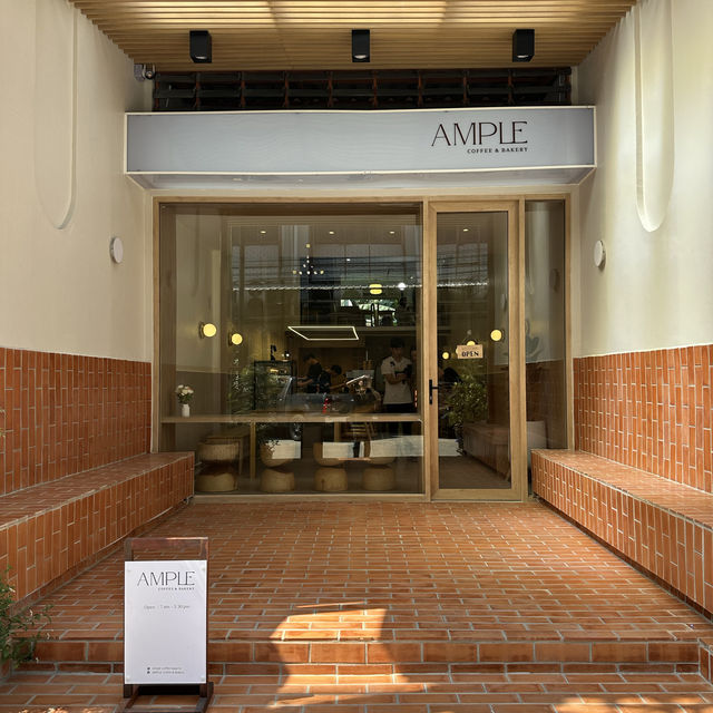 Ample Coffee & Bakery คาเฟ่เปิดใหม่เจริญนคร ! 