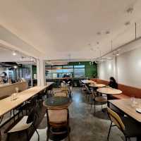 Polli's Sukhumvit33