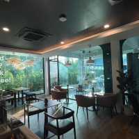 Themoon คาเฟ่เขาพนม