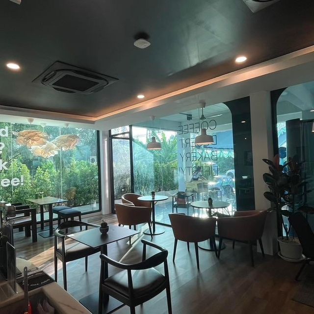 Themoon คาเฟ่เขาพนม