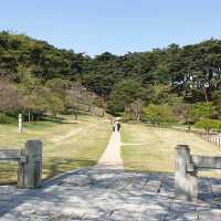 바다처럼 드넓은 충무공의 사당, 아산 현충사