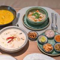 NAVA Restaurant เมนูไทยแท้สูตรโบราณ ชิลริมแม่น้ำ
