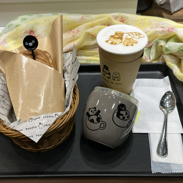 日本🇯🇵JR上野車站內2樓的企鵝餐廳