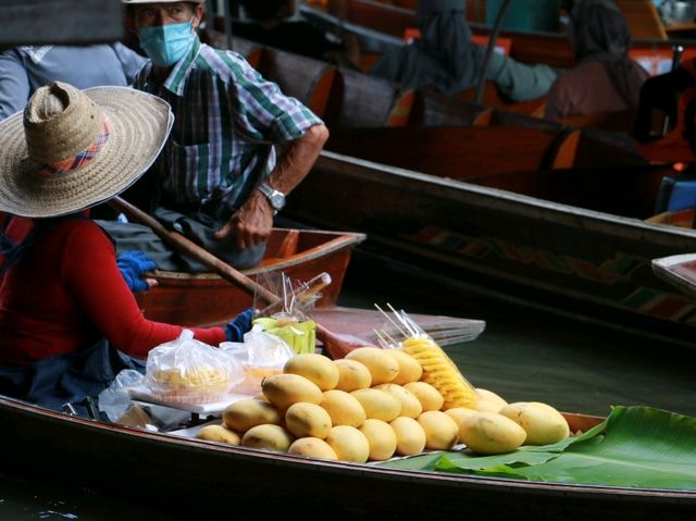 เที่ยวตลาดน้ำ ดำเนินสะดวก ราชบุรี