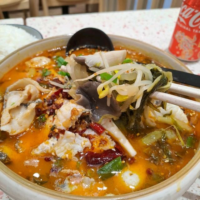 美味酸菜魚川菜小炒