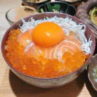 【福岡グルメ】小鉢ちょこちょこで迷い箸すること間違い無しの定食