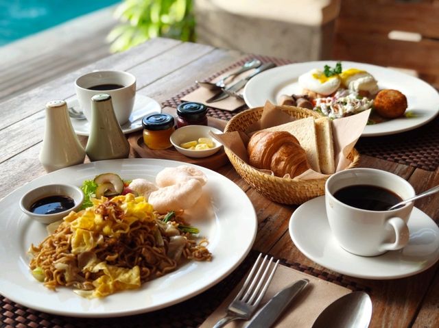 Healthy Hearty Balinese Breakfast at La Berceuse 