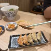 皮薄餡靚手工餃．特色小食夠惹味