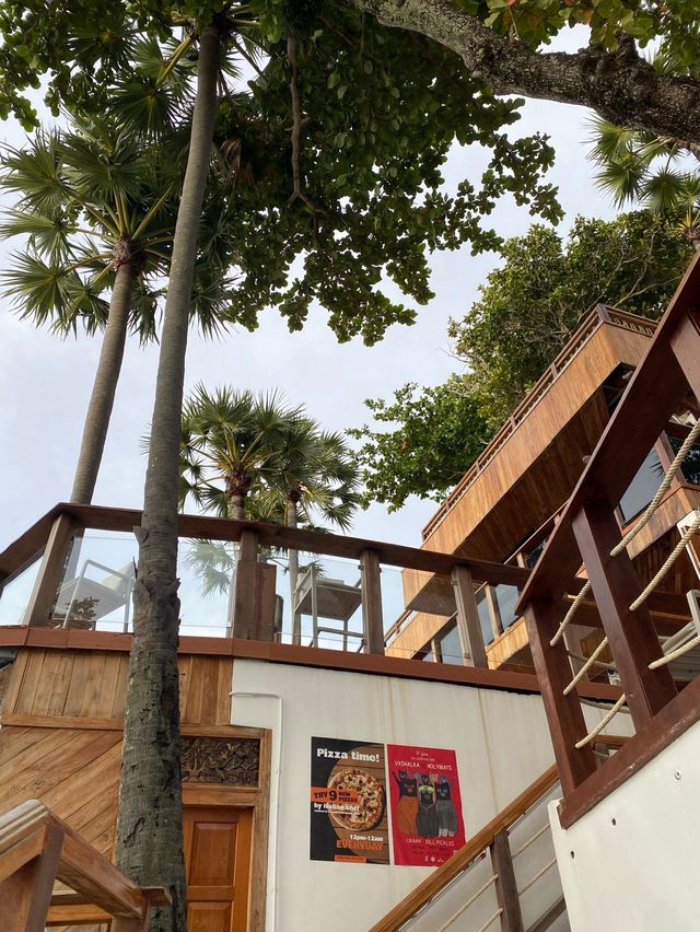 The commune Terrace & Bar Phuket 