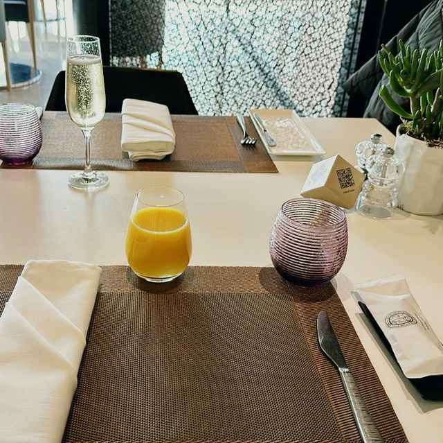 Indulgence at Lounge Paris-Charles de Gaulle Airport