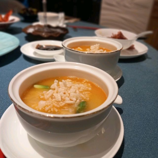 維港海景下的八十里