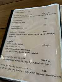 タイ🇹🇭クラビ　❤️🐅や🐘あと触れ合えるカフェ🍽️