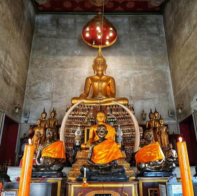 สักการะพระพุทธสุโขทัย ณ วัดราชสิงขร 