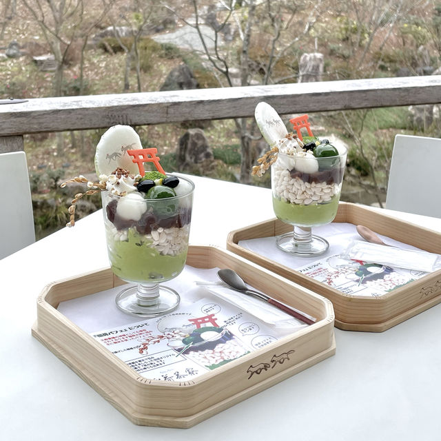 伏見稲荷大社モチーフのパフェ⛩️🦊