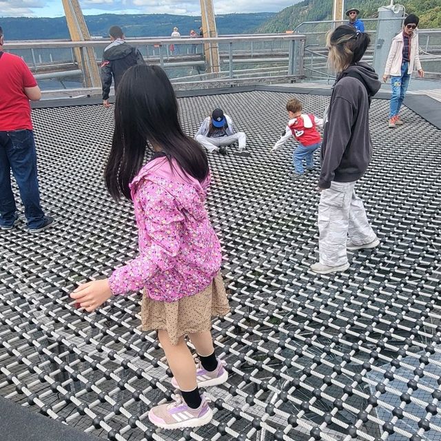 瑪拉哈特天空步道：親近大自然，刺激滑梯體驗