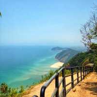 🇲🇾 Hike to the Top: Experience Bukit Keluang’s Stunning Views