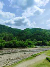 A Springtime Escape to Shirakawago