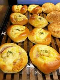 DONQ Bakery at ION Orchard