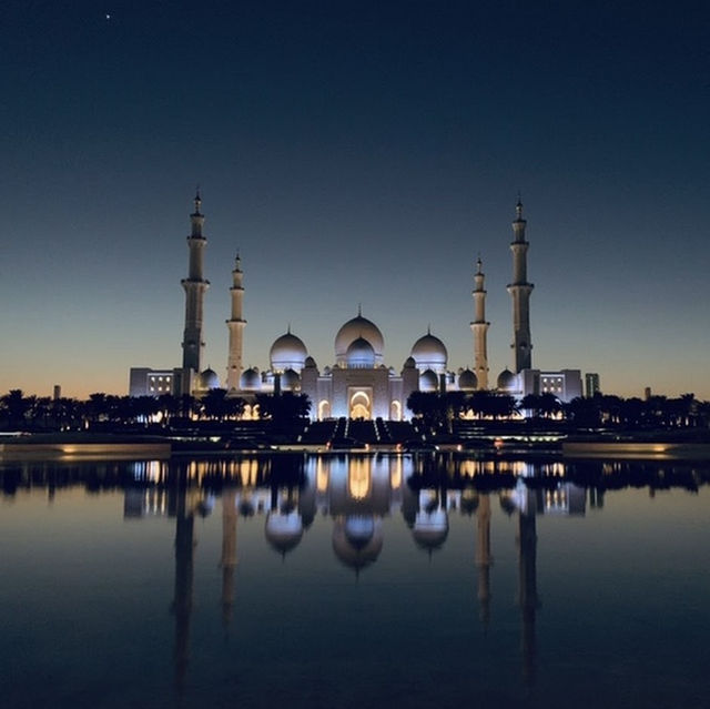 シェイク・ザーイド・グランド・モスク جامع الشيخ زايد الكبير