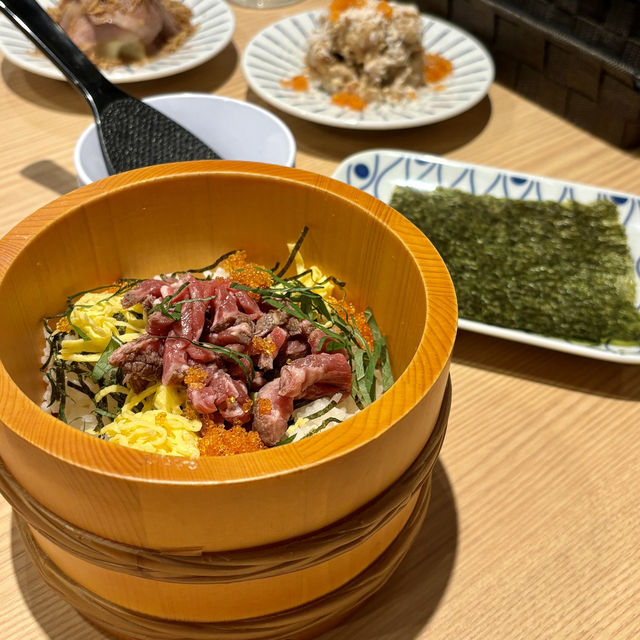 【神戸・三宮】肉寿司など肉料理の種類が豊富「肉たらし 三宮駅前店」