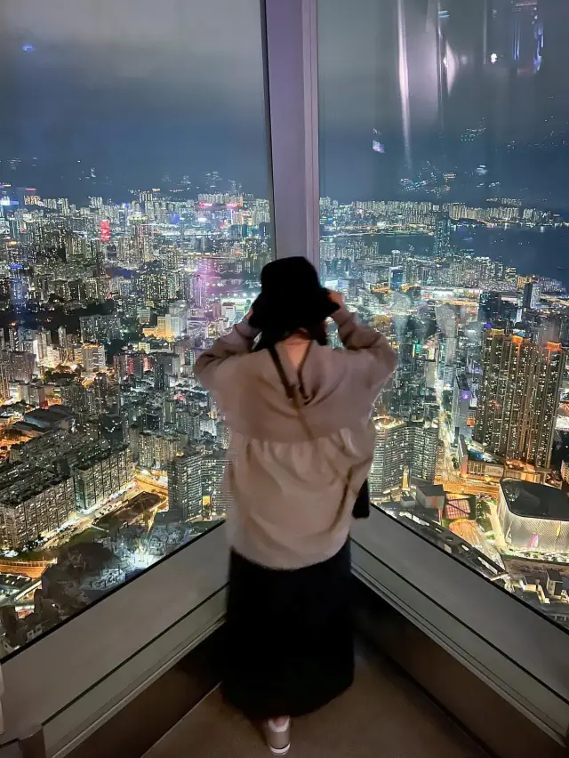 Experience Hong Kong’s urban beauty from Sky 100