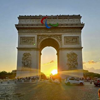 Sun-Kissed Splendor: Arc de Triomphe's Twilight Majesty