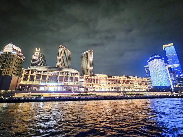 Huangpu River แม่น้ำแลนด์มาร์คของเซี่ยงไฮ้