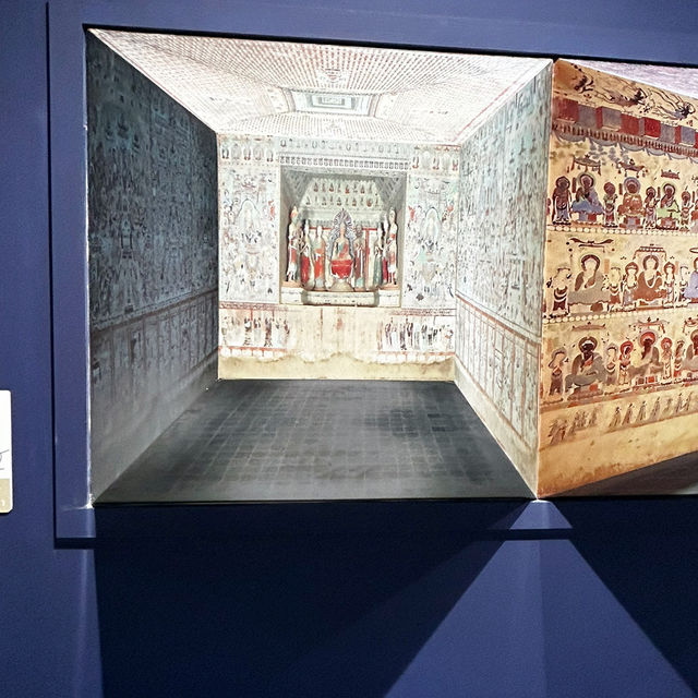 走向世界的深圳當代與城市規劃館 ：敦煌壁畫數字藝術大型公益展