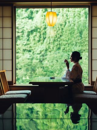 [富山] 富山縣莊川沿岸的豪華溫泉旅館