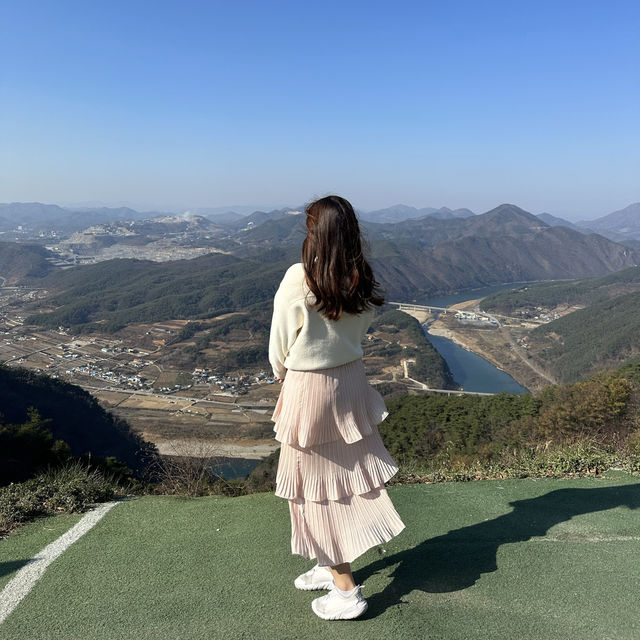 단양의 하늘, 가을을 마시다 - 카페 산(Cafe Sann)⛰️