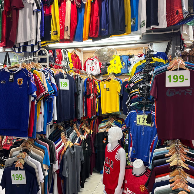 Food, Fun, and Finds: My Night at Hatyai’s Asian Bazaar!