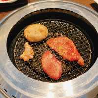 熊本Day4：探索《水前寺成趣園》的和風秘境、饗宴《敘敘苑》的極致燒肉、午後的《岡田咖啡》悠閒時光