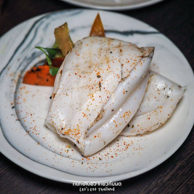 บุฟเฟ่ต์ขาปูยักษ์ กุ้งแม่น้ำเจ้าพระยา 