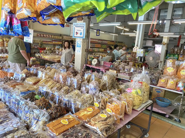 “ตลาดหนองมน” ตลาดเก่าแก่ จ.ชลบุรี