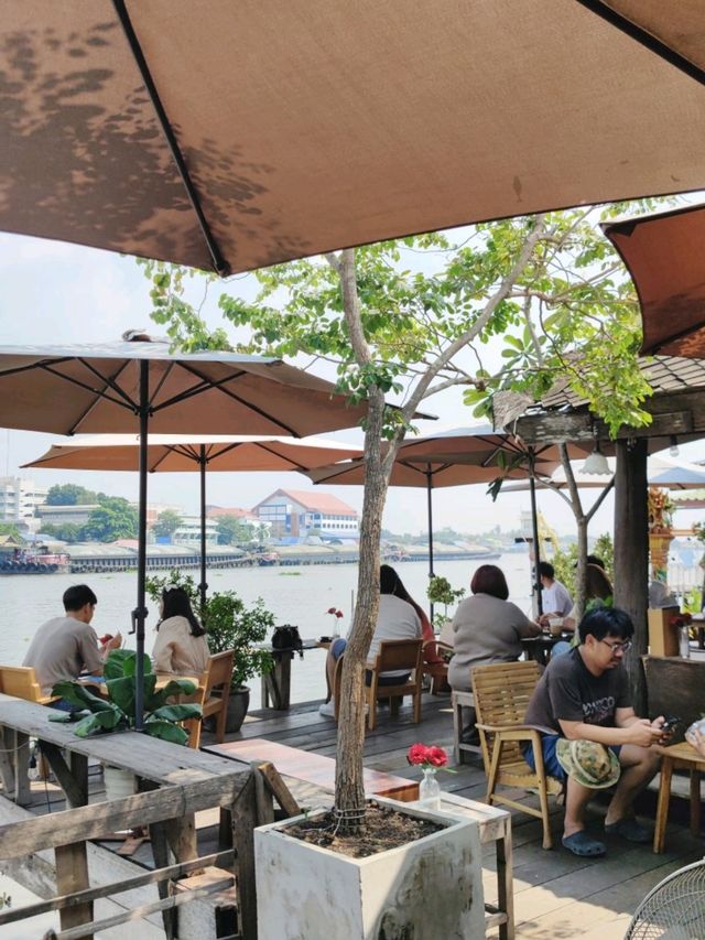 บ้านทองกลับ คาเฟ่ - Baan Thong Krub Cafe 