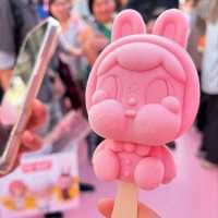 นิทรรศการ Cry Baby