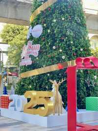 เช็คอินดูไฟคริสต์มาสสุดอลังที่ Gateway Ekamai 🎄