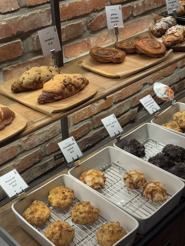 빵 종류도 정말 많았던 카페!🥐🥯