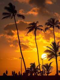 The Magic of Golden Hour in Oahu: A Time to Shine 
