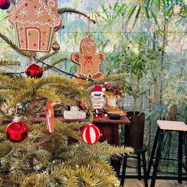 A Hidden Gem in Bangkok: Thea Cafe