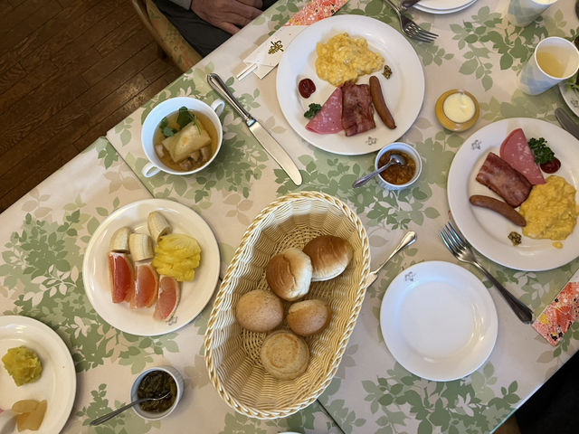 本格🍽️フランス料理。ペットと泊まれるペンション