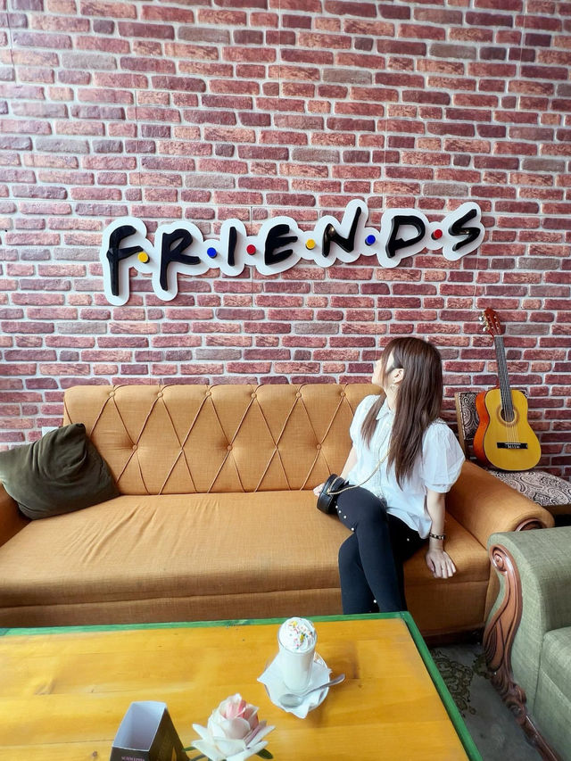 Cafe for FRIENDS lovers🥰😍