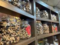 Fragrant Medicine  — The Chenpi of Xinhui (Dried Mandarin Peel)
